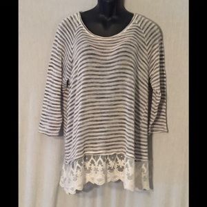 Eyeshadow Grey & White Lightweight Sweater